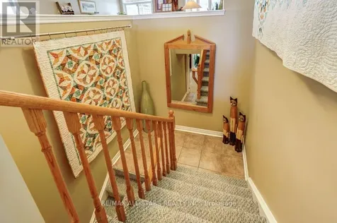 32 Oakside Drive Uxbridge ON L9P 2A4