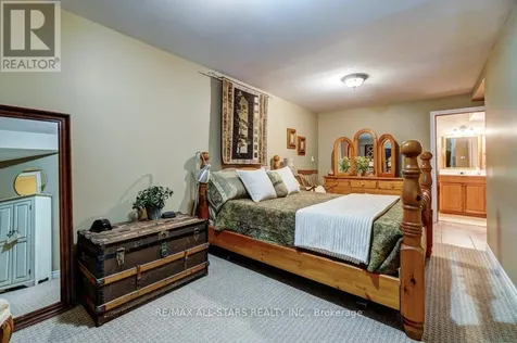 32 Oakside Drive Uxbridge ON L9P 2A4