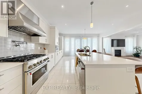 9 Backhouse Drive Richmond Hill ON L4E 1M8