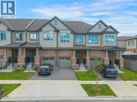 8 Roywood Street Kitchener ON N2R 0S5