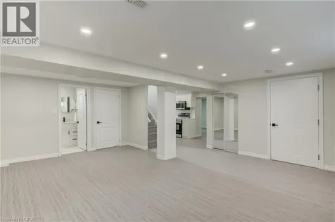 69 Clarke Street North Woodstock ON N4S 7M4