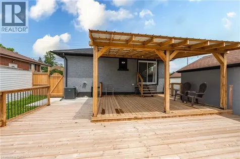 69 Clarke Street North Woodstock ON N4S 7M4