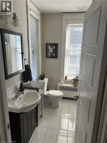 58 Madison Avenue North Kitchener ON N2H 2Z6