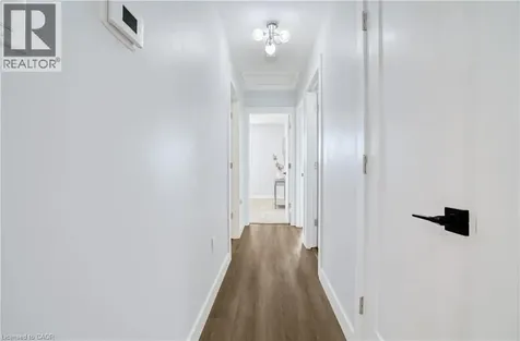 60 Lysanda Avenue London ON N5Z 4L3
