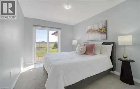 60 Lysanda Avenue London ON N5Z 4L3