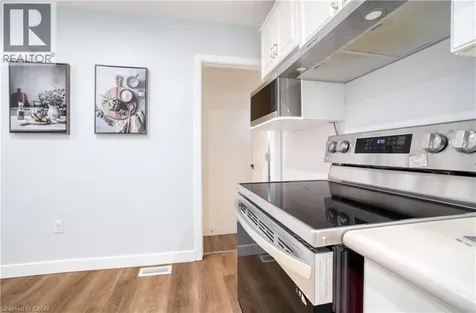 60 Lysanda Avenue London ON N5Z 4L3