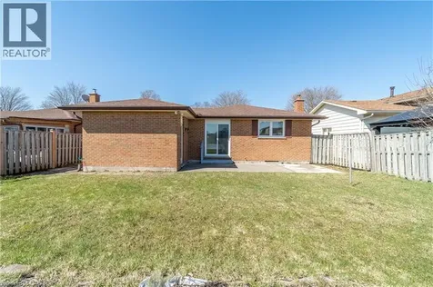 60 Lysanda Avenue London ON N5Z 4L3