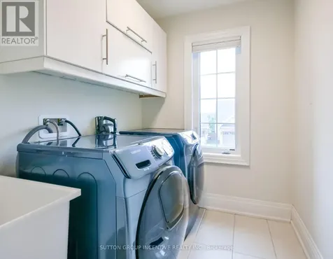 8 Oliver's Mill Road Springwater (centre Vespra) ON L9X 0S8