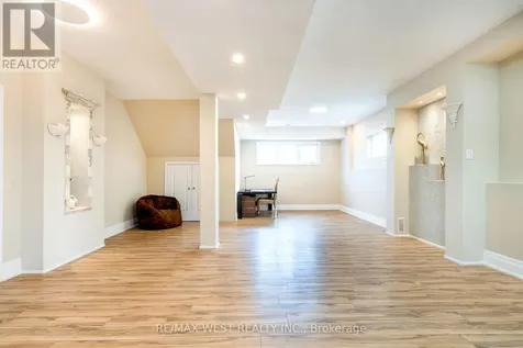 121 Allegra Drive Wasaga Beach ON L9Z 1P2