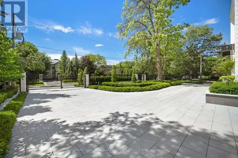 68 Old Colony Road Toronto (st. Andrew-windfields) ON M2L 2K1