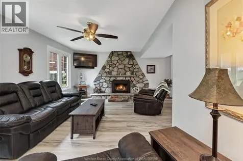 425 County Rd 34 West Kingsville ON N8M 2X5