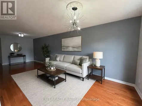 35 Binbury Way Ottawa ON K1T 4C2