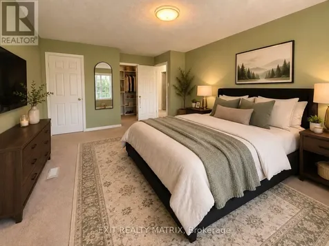 35 Binbury Way Ottawa ON K1T 4C2