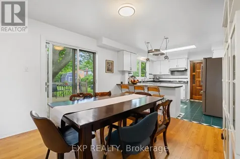 2061 Balharrie Avenue Ottawa ON K1G 1G2