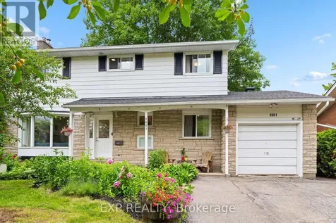 2061 Balharrie Avenue Ottawa ON K1G 1G2