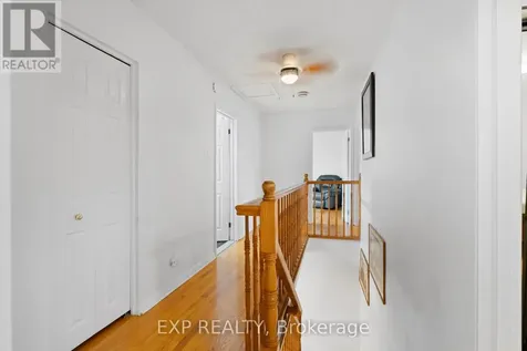 2061 Balharrie Avenue Ottawa ON K1G 1G2