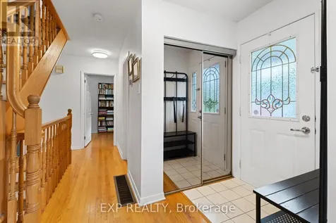 2061 Balharrie Avenue Ottawa ON K1G 1G2