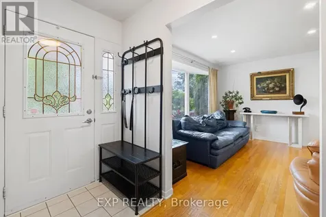 2061 Balharrie Avenue Ottawa ON K1G 1G2