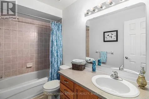 564 Renaissance Drive Ottawa ON K4A 4E9