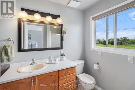 564 Renaissance Drive Ottawa ON K4A 4E9