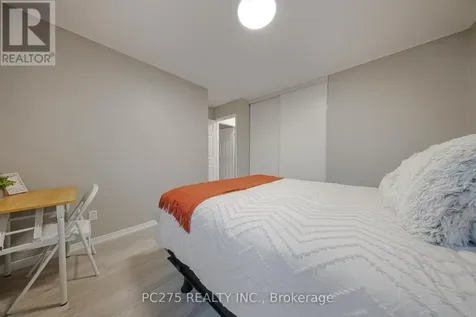 12 Holborn Drive Kitchener ON N2A 0A4