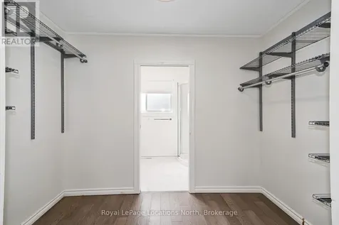 258 Fourth Street West Collingwood ON L9Y 1S2