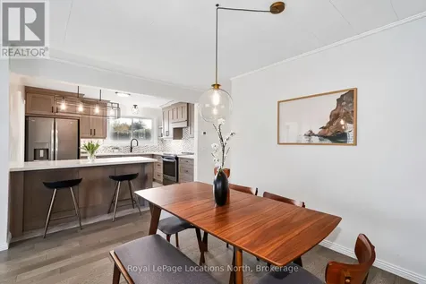 258 Fourth Street West Collingwood ON L9Y 1S2