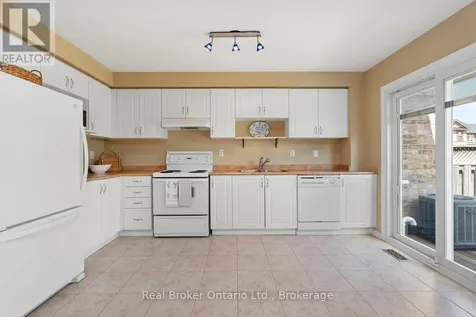 360 Kittridge Road Oakville (wc Wedgewood Creek) ON L6H 7K7