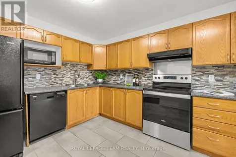 91 Winnegreen Court Ottawa ON K1G 5S4
