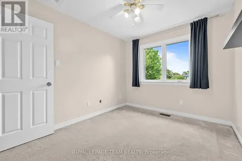 91 Winnegreen Court Ottawa ON K1G 5S4