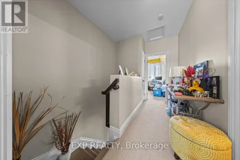 290 Espin Heights Ottawa ON K2J 0Y8