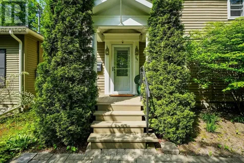 54 Pine Street South Port Hope ON L1A 3E9