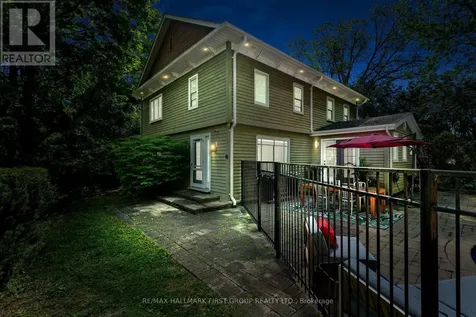 54 Pine Street South Port Hope ON L1A 3E9