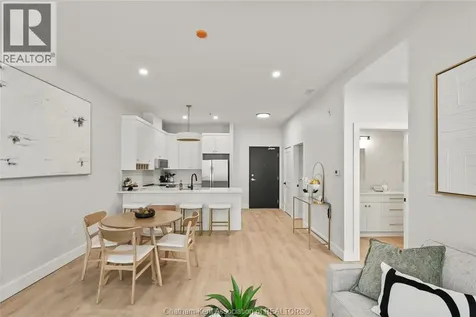 364 Grand Avenue East Chatham ON N7L 0H5