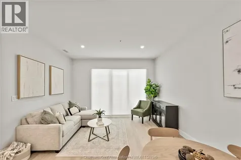 364 Grand Avenue East Chatham ON N7L 0H5