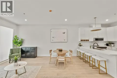 364 Grand Avenue East Chatham ON N7L 0H5