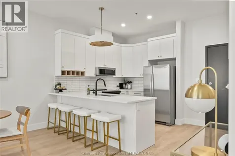 364 Grand Avenue East Chatham ON N7L 0H5