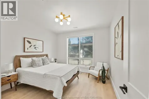 364 Grand Avenue East Chatham ON N7L 0H5