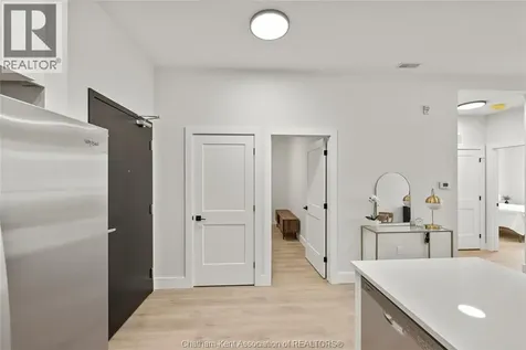 364 Grand Avenue East Chatham ON N7L 0H5
