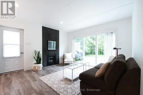 19 Dawson Drive Collingwood ON L9Y 5B4