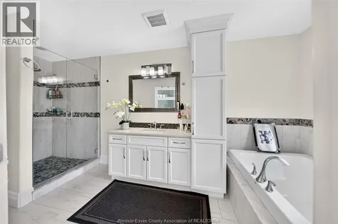 1343 Monticello Street Windsor ON N8P 0B8
