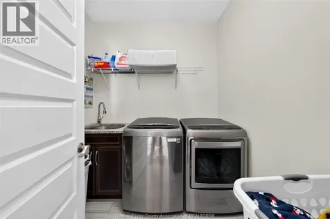 1343 Monticello Street Windsor ON N8P 0B8
