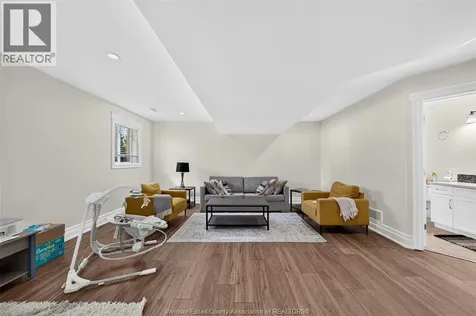 1343 Monticello Street Windsor ON N8P 0B8