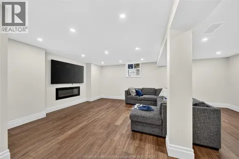 1343 Monticello Street Windsor ON N8P 0B8