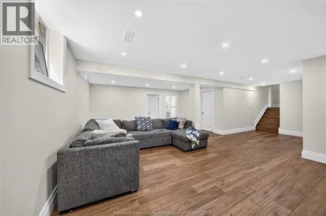 1343 Monticello Street Windsor ON N8P 0B8