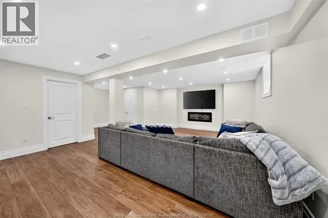1343 Monticello Street Windsor ON N8P 0B8