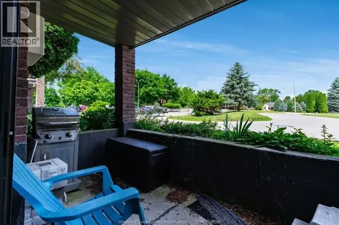12 Montgomery Wallaceburg ON N8A 5B5