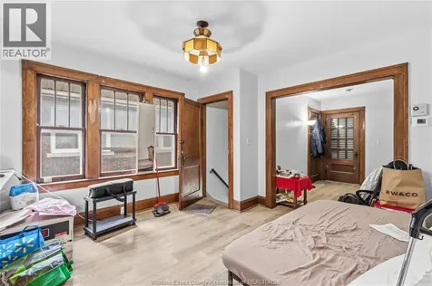 326-328 Partington Avenue Windsor ON N9B 2N5