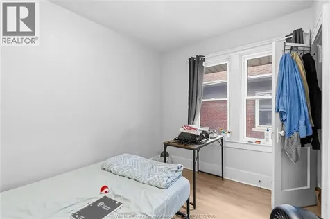 326-328 Partington Avenue Windsor ON N9B 2N5