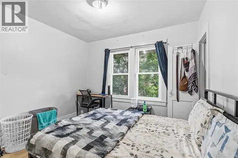 326-328 Partington Avenue Windsor ON N9B 2N5